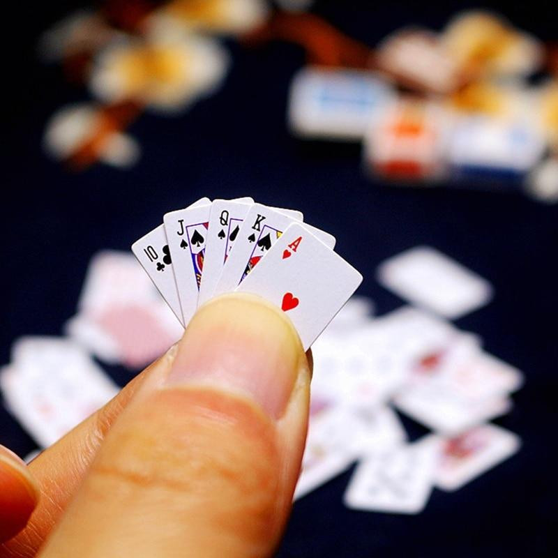 Kartenspiel im Mini-Format