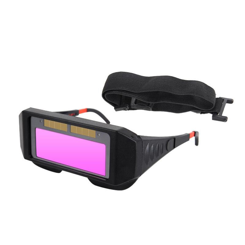 Welding goggles with automatic darkening
