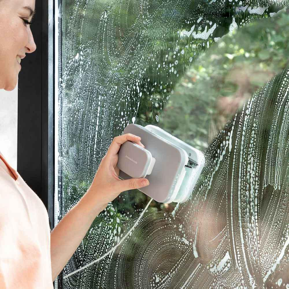 Magnetic Window Scraper