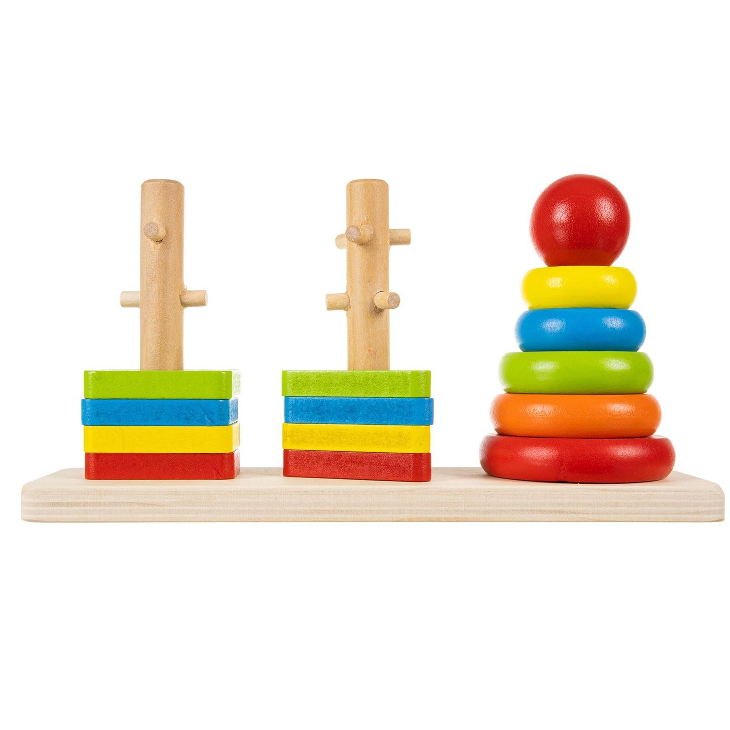 Gioco impilabile con diverse forme in legno