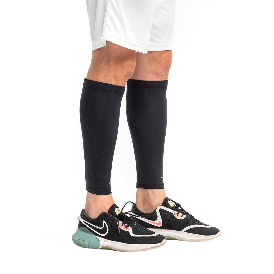 Calf protections with compression for training - 2 pcs