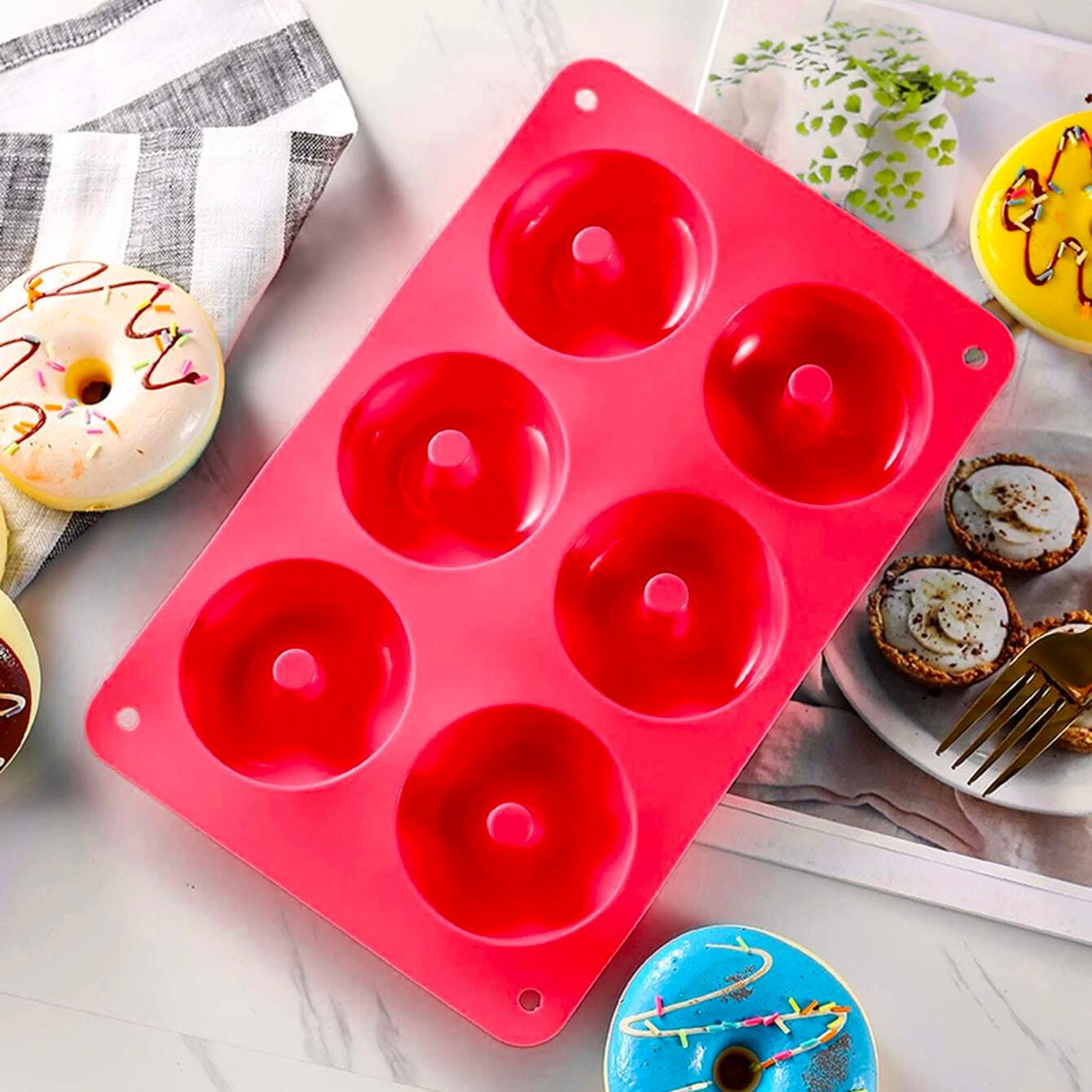 Donut Mold in Silicone - Red
