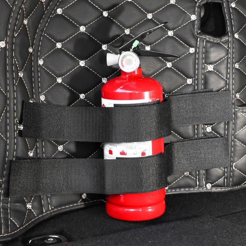 Fixing belt for luggage space