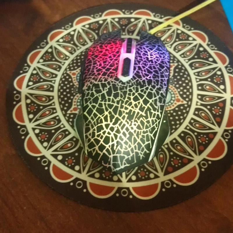 Round mouse mat with bohemian pattern