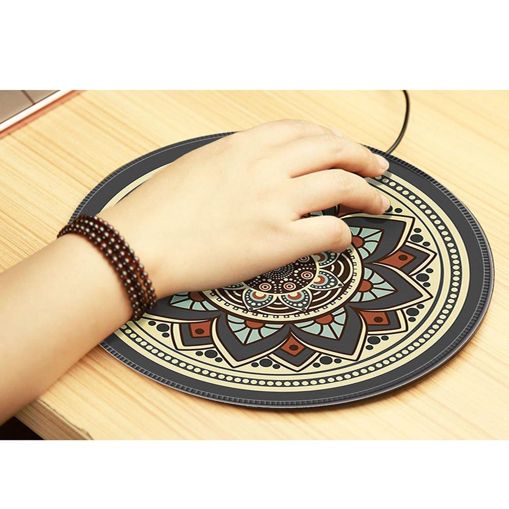 Round mouse mat with bohemian pattern