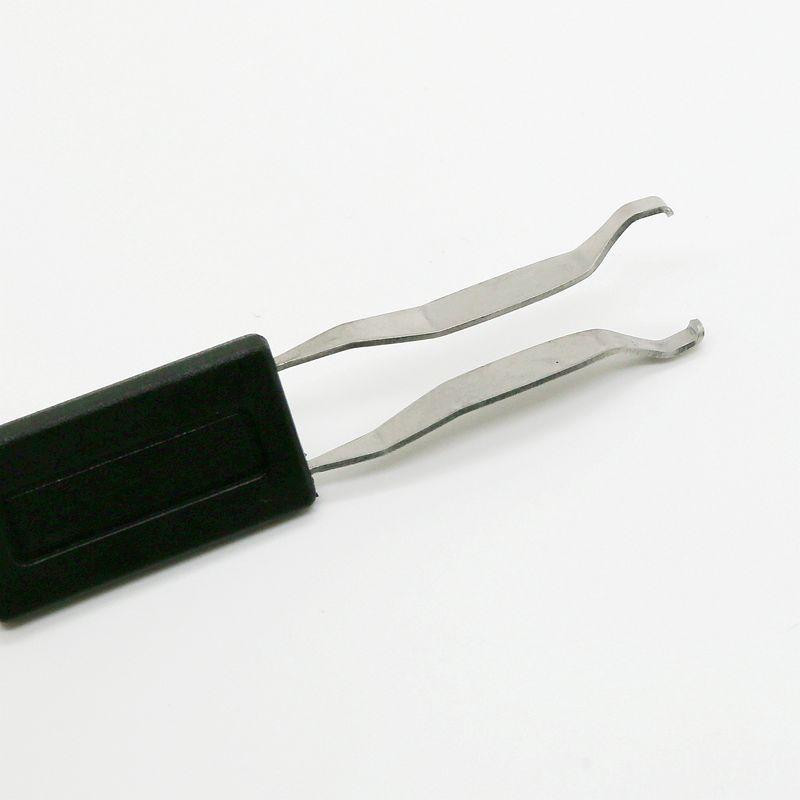 Multifunctional key remover-2-in-1