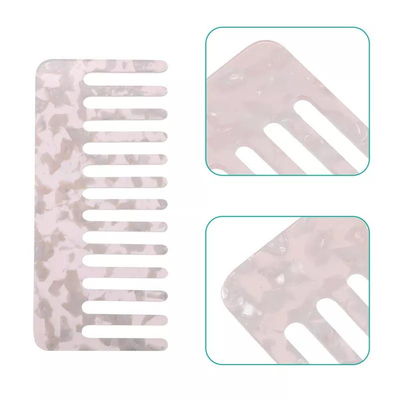 Antistatic comb with marbled pattern