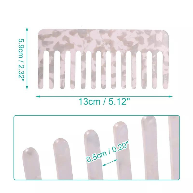 Antistatic comb with marbled pattern