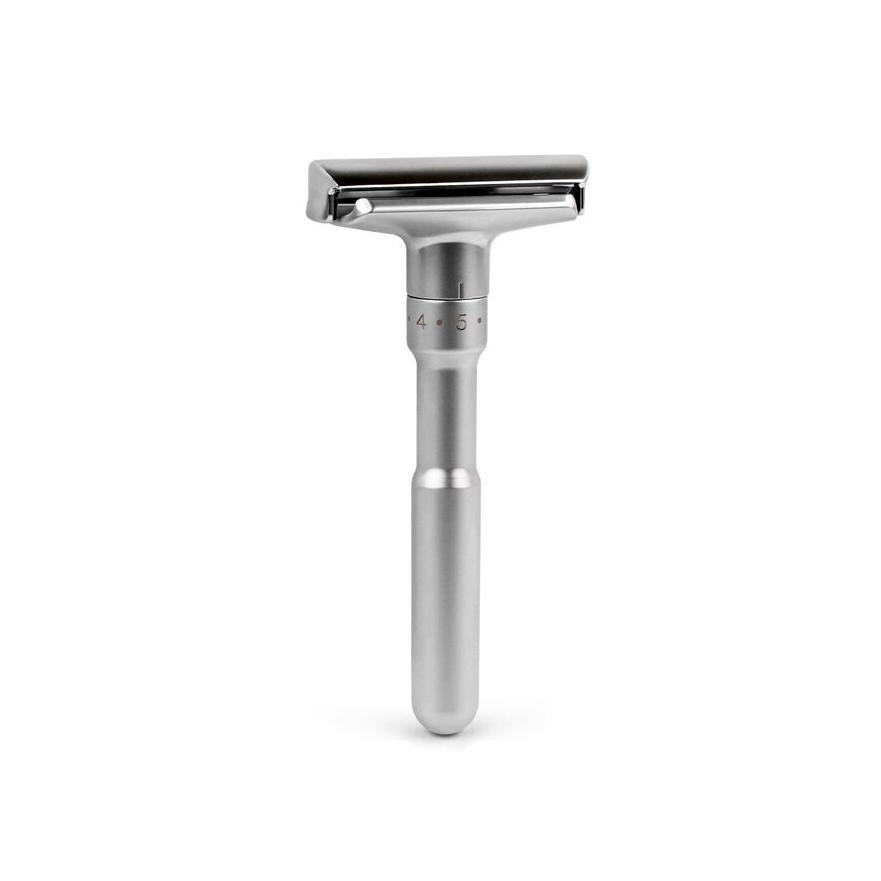Adjustable razor with 5 razor blades