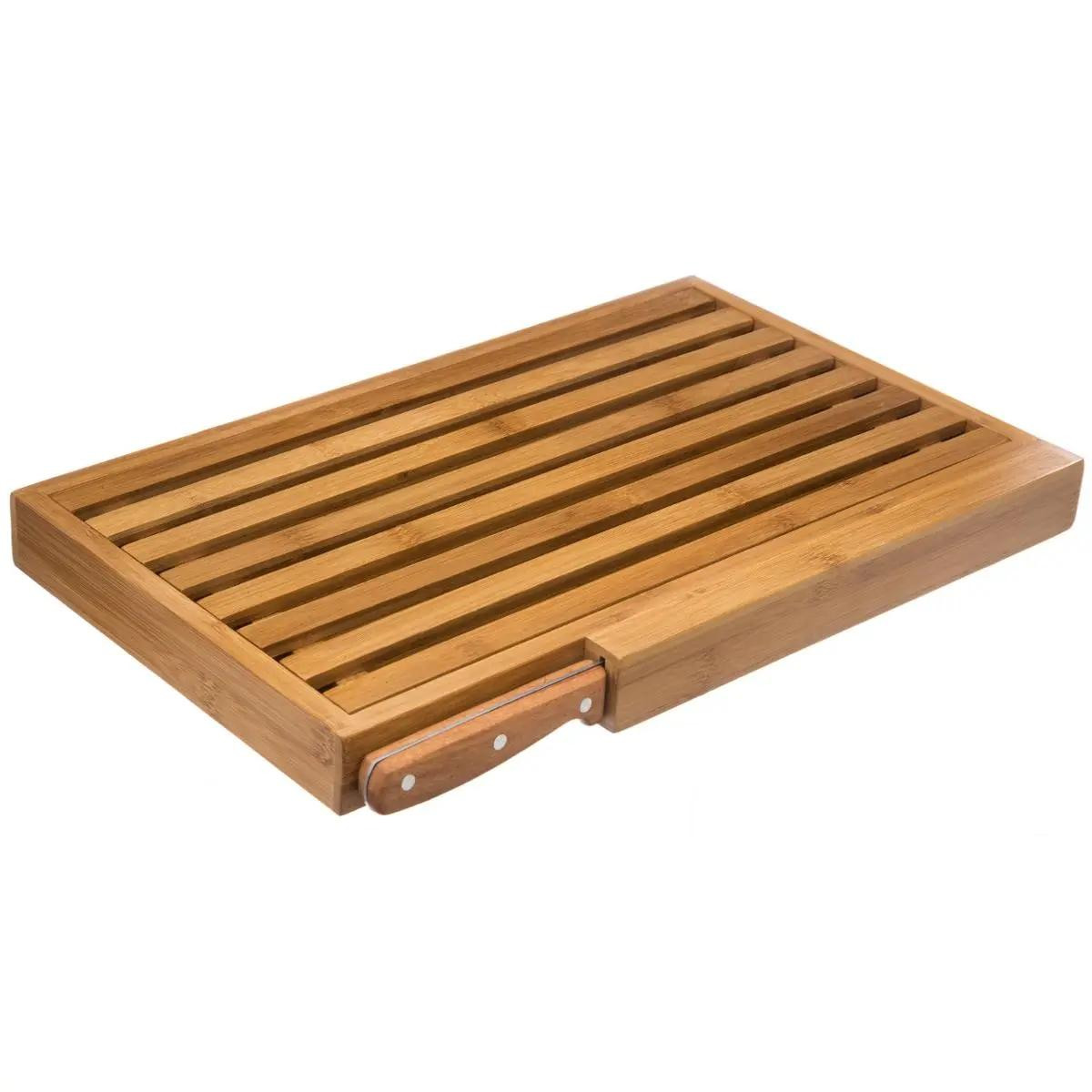 Cutting board with bread knife - bamboo
