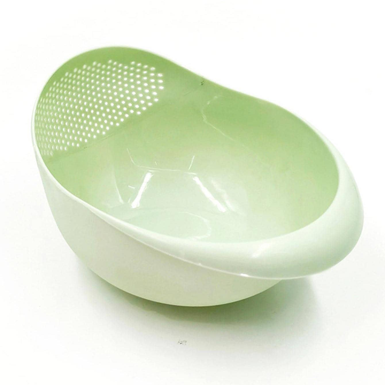 Strainer for rinsing - practical kitchen accessories