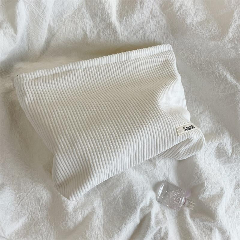 Makeup bag - manchester fabric - white