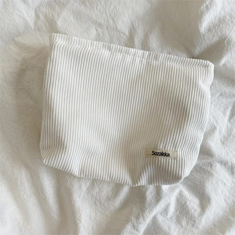 Makeup bag - manchester fabric - white
