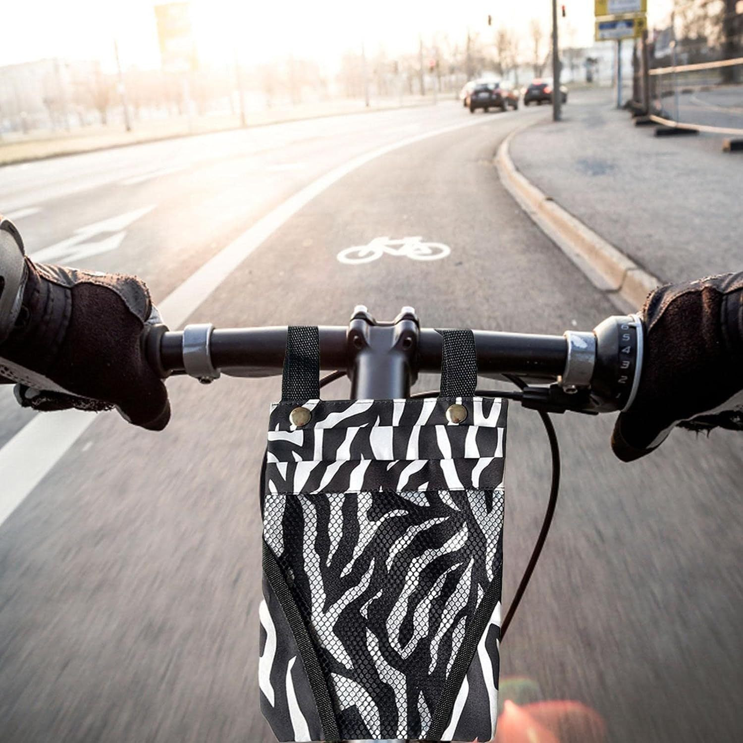 Water resistant bag for bicycle boards - zebra pattern