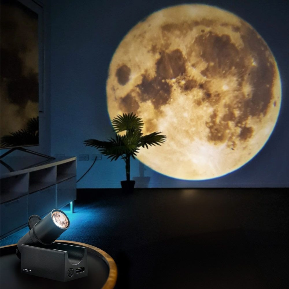 Battery -powered projector lamp - moon