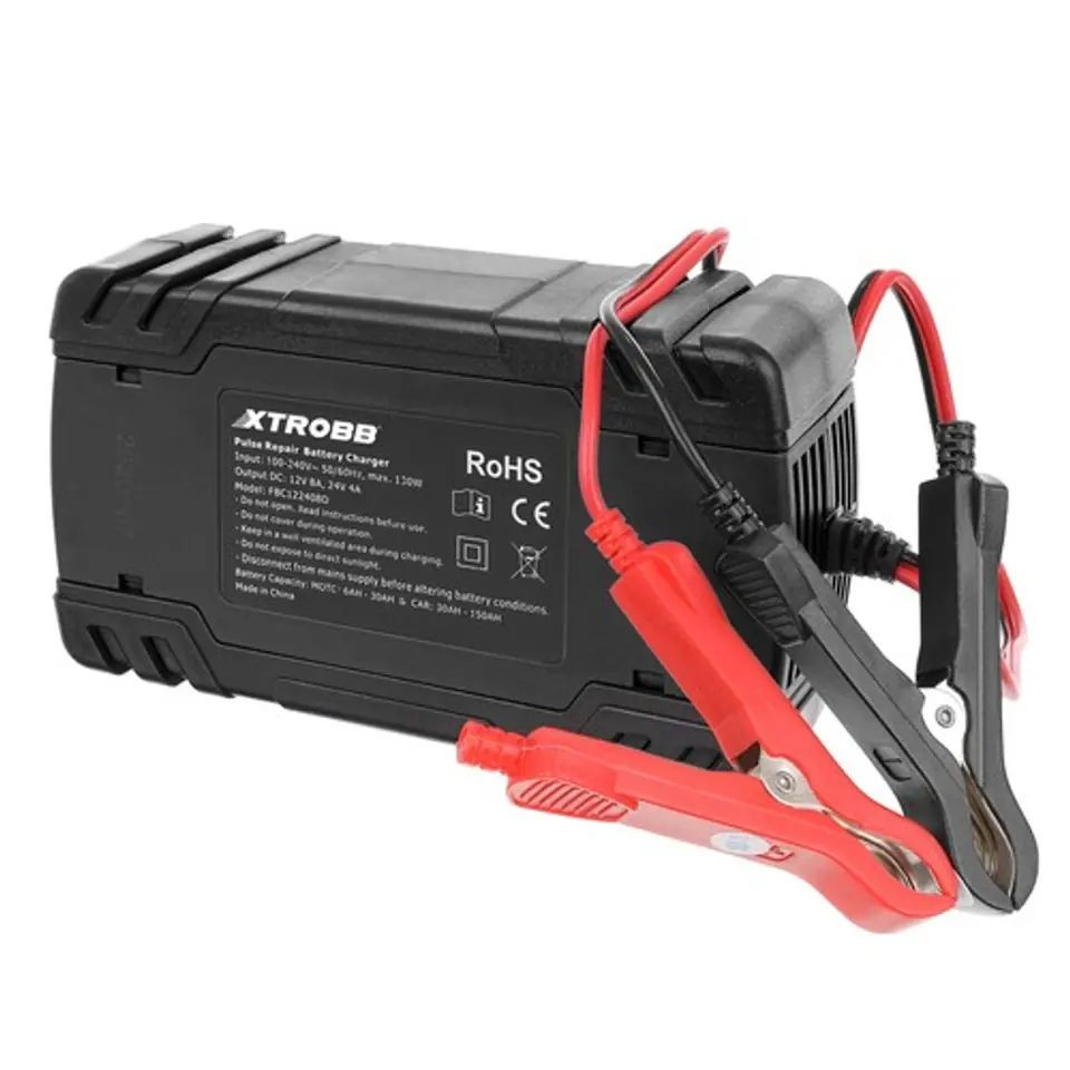 Automatic rectifier for 12V or 24V battery