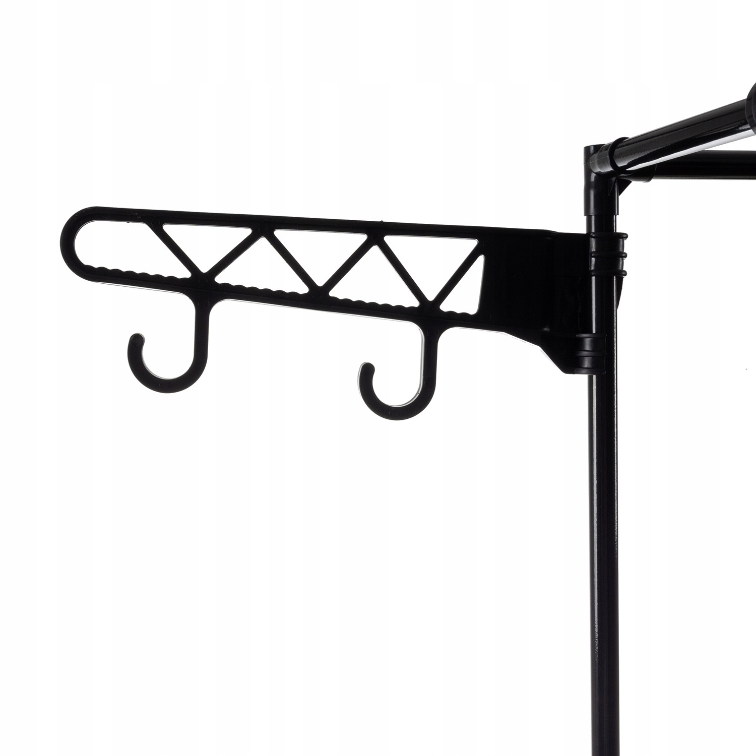 Spacious clothes hanger - 6 shelves