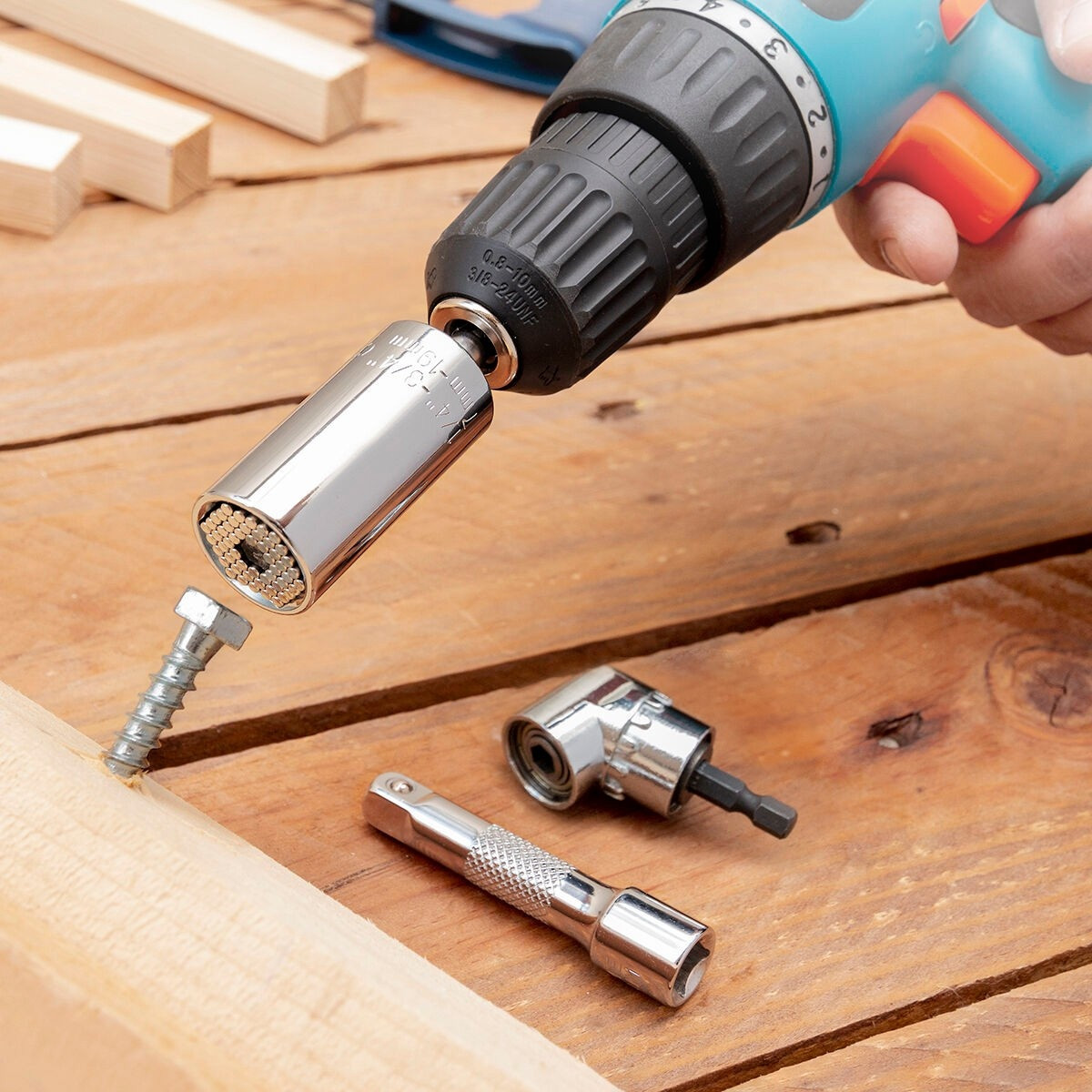 Versatile universal socket wrench with accessories