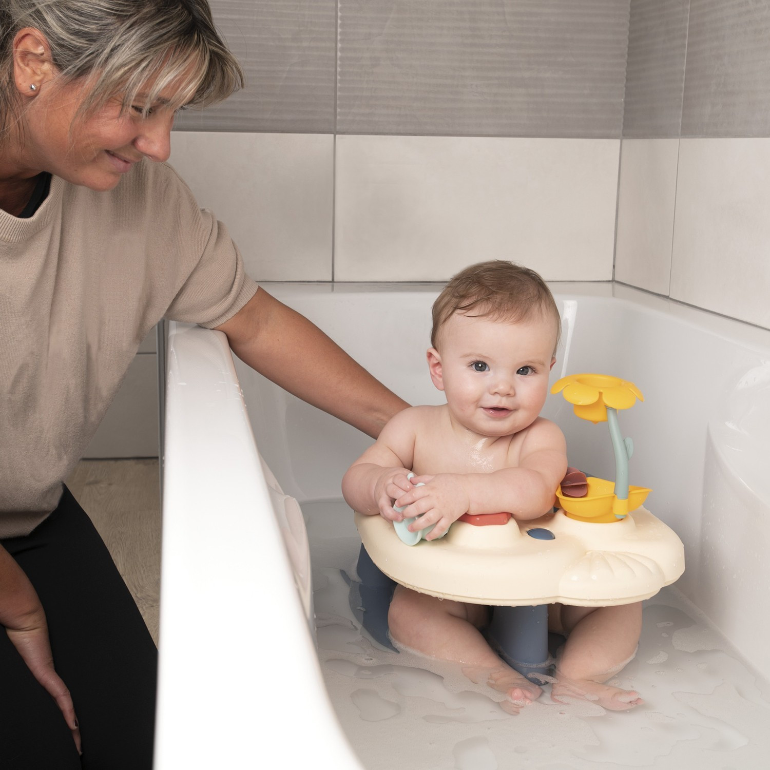 2-in-1 bath seat