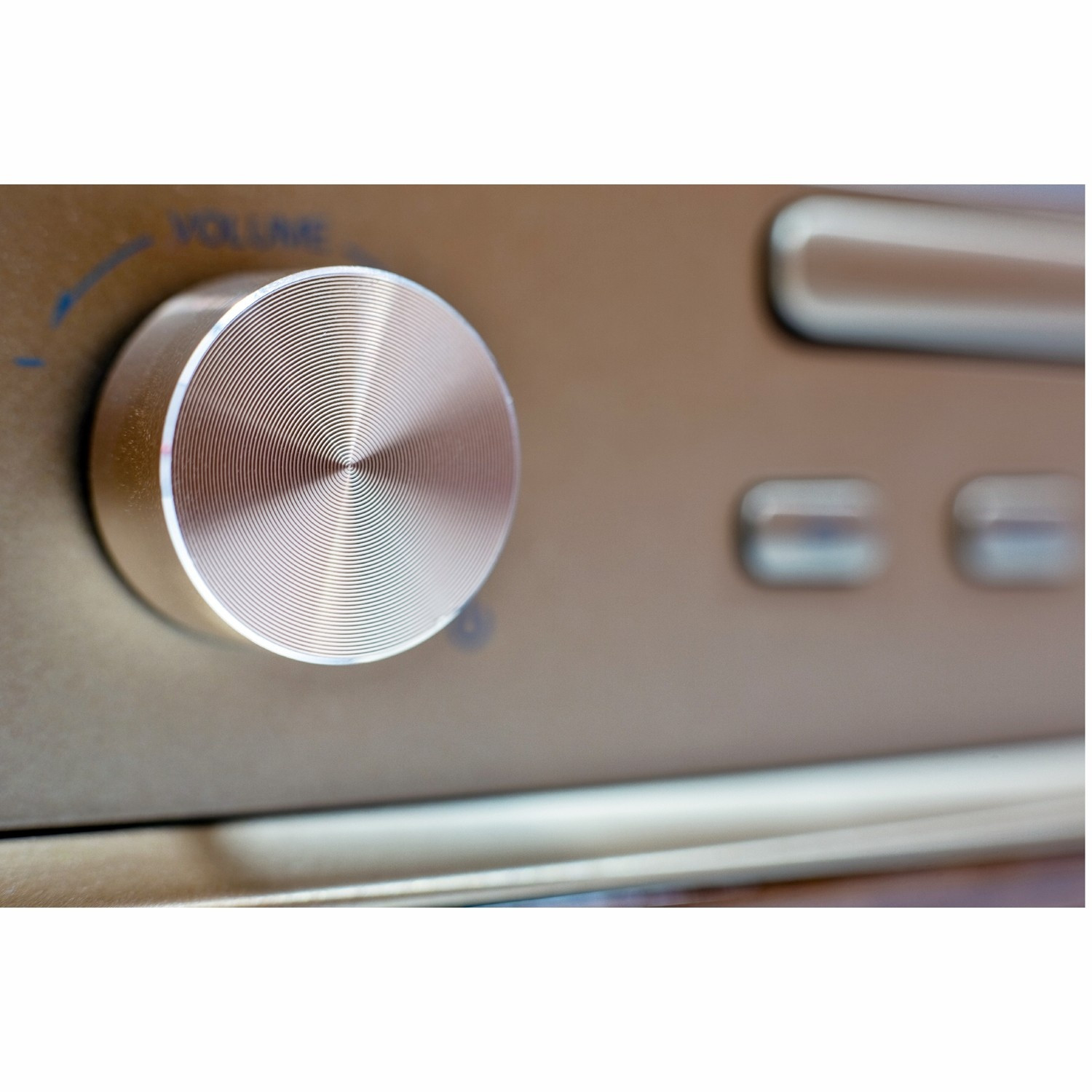 Stereo BT/CD/USB e radio