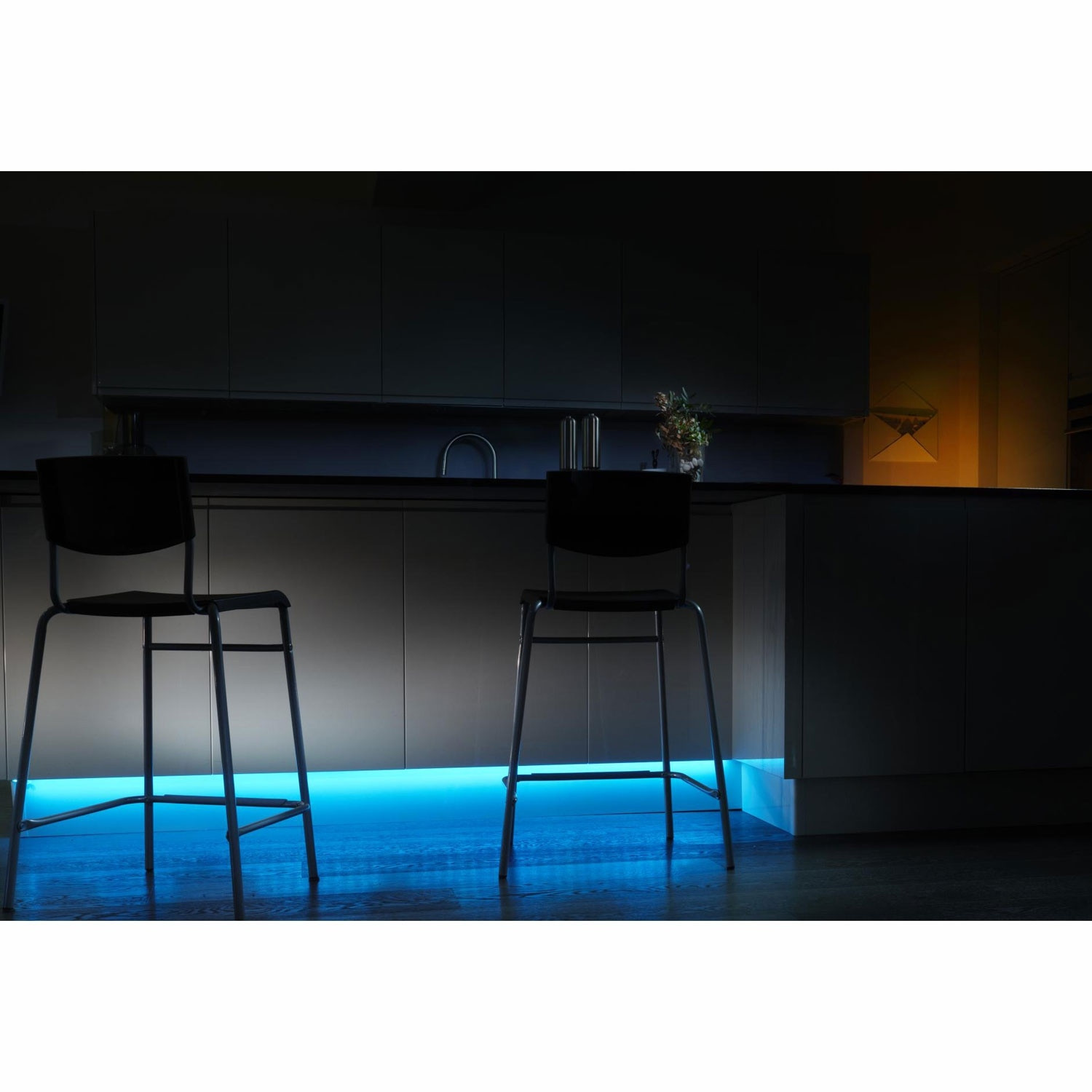 Kit base Hue LightStrip Plus V4 2m com plugue