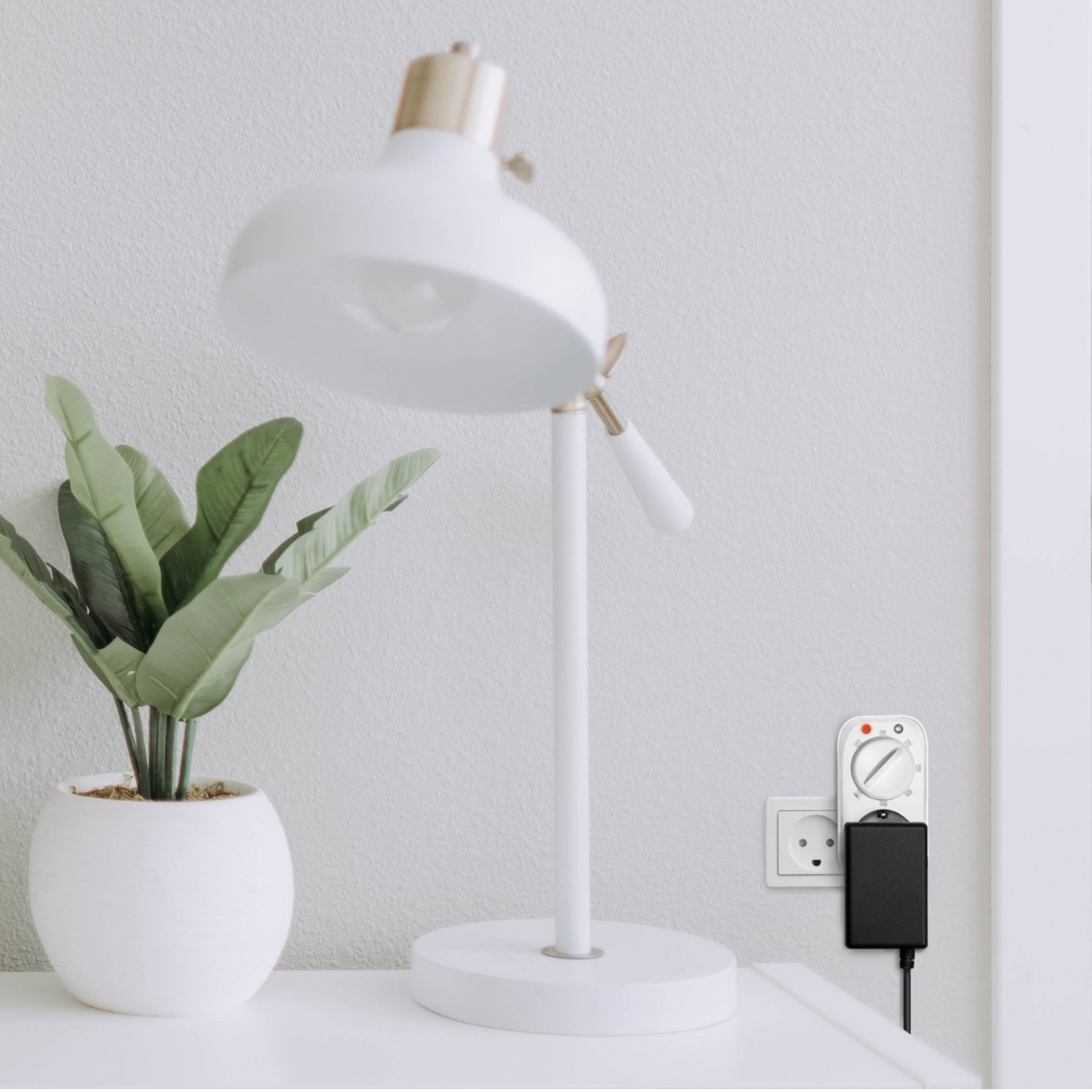 Binnentimer met schemersensor 16A