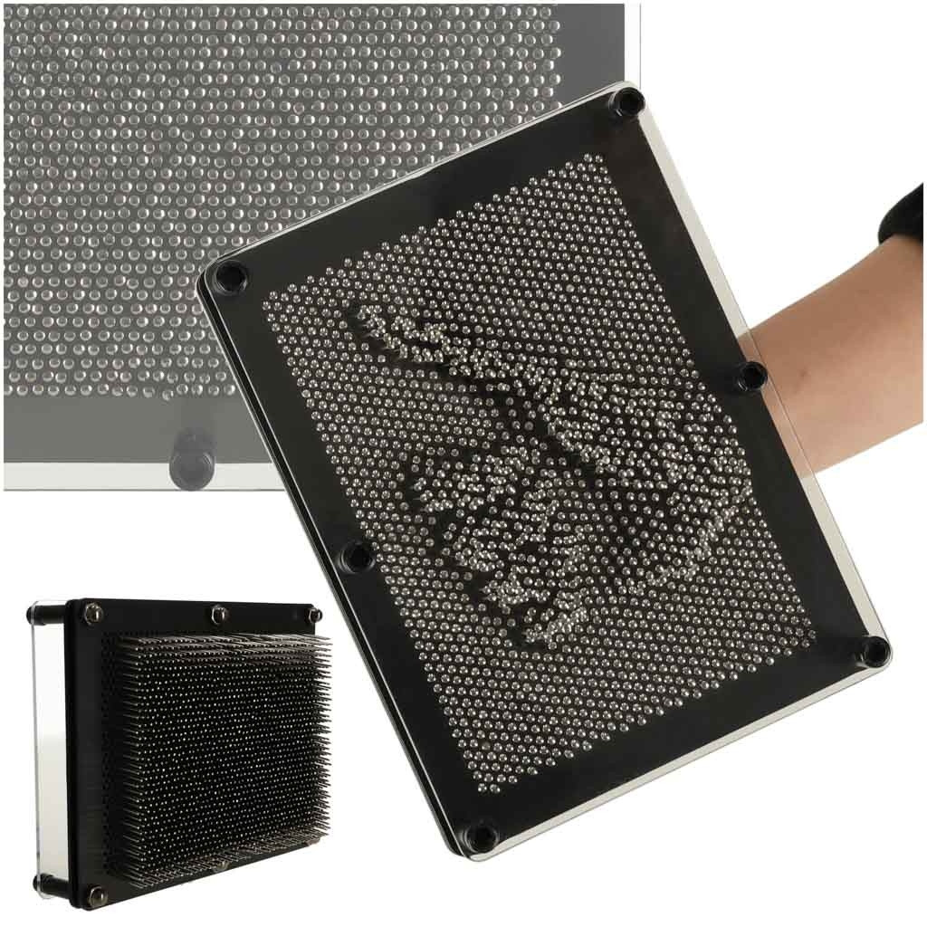3D Board with Safety Pins for Creative Patterns