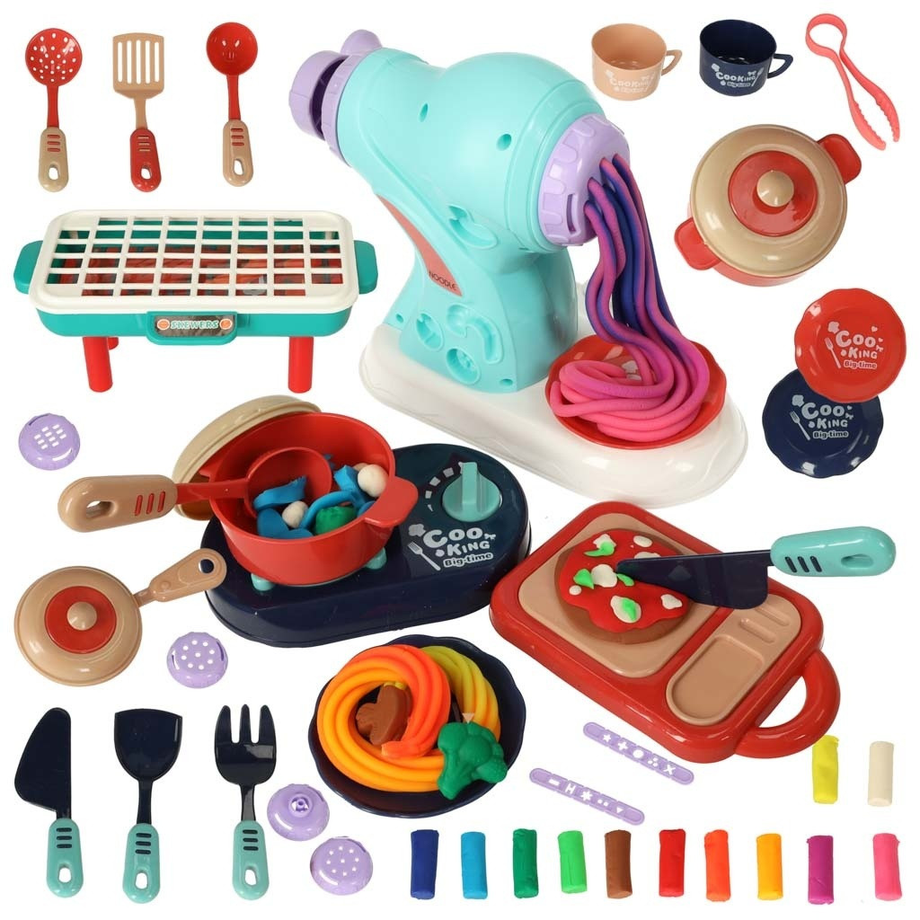 Set da gioco con plastica - 12 colori e accessori da cucina