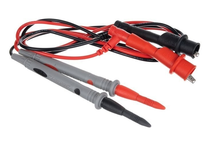 Test leads with alligator clips for precision