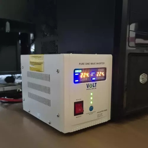 USV mit Display und Ringkerntransformator