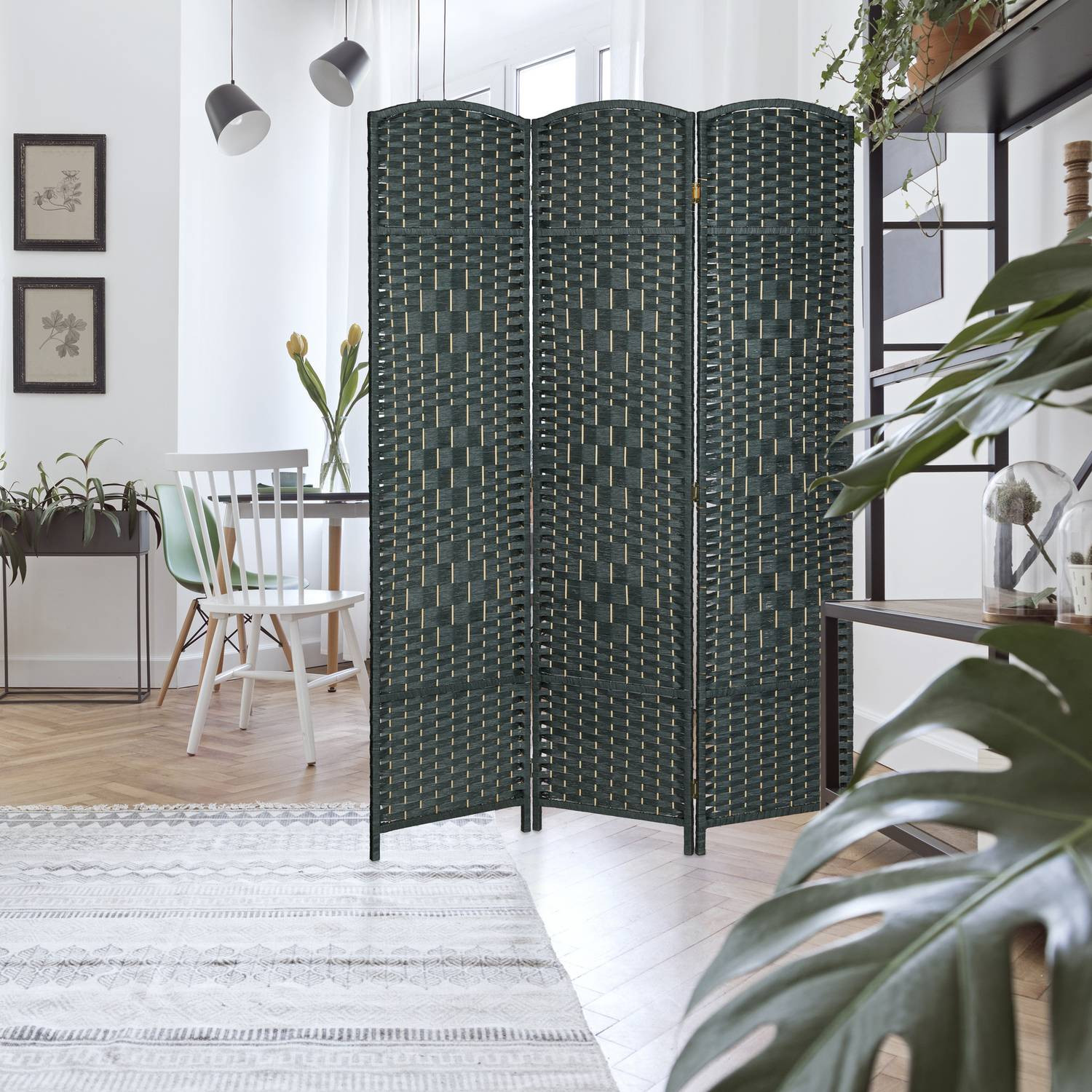 Mampara de pared con 3 paneles