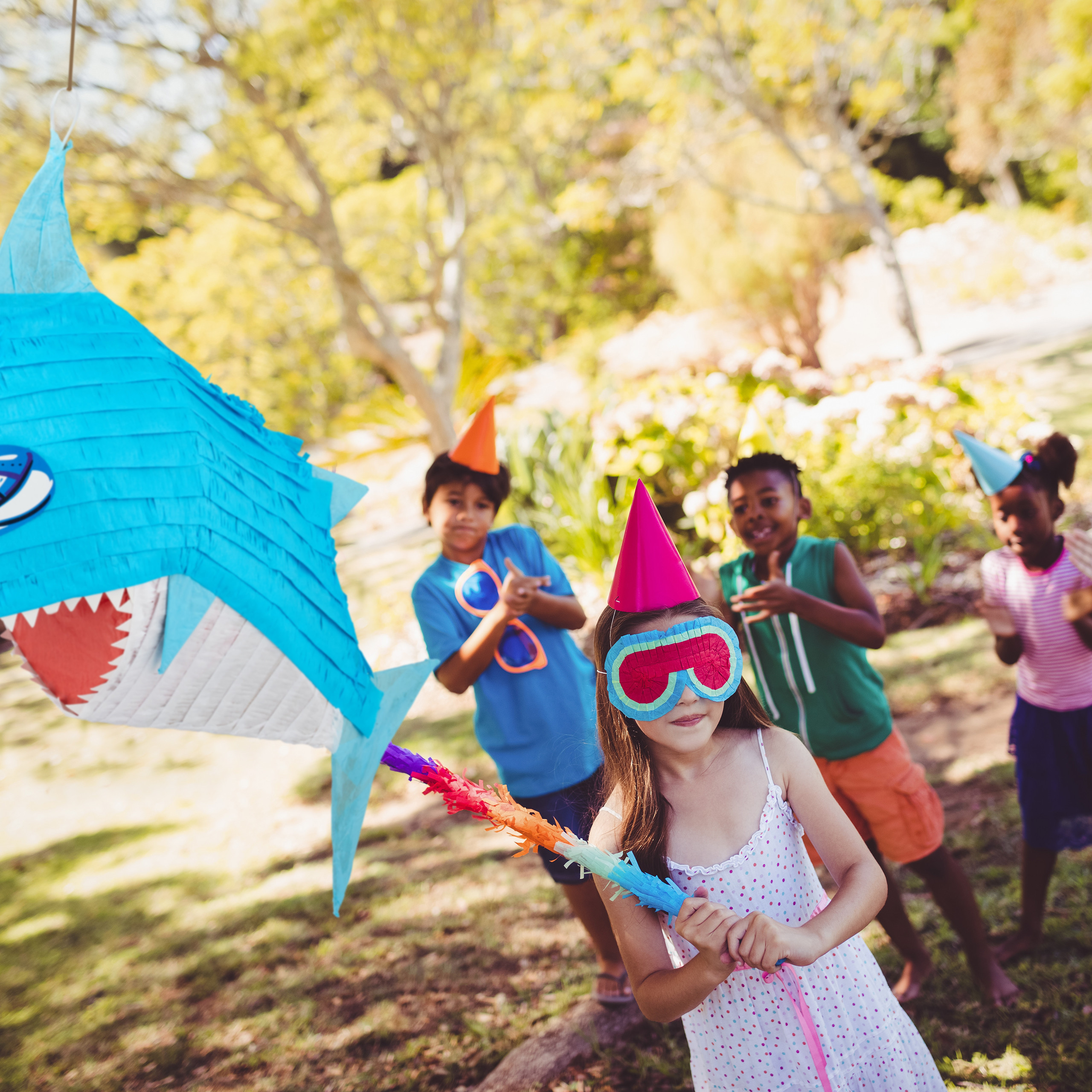 Tiburón piñata