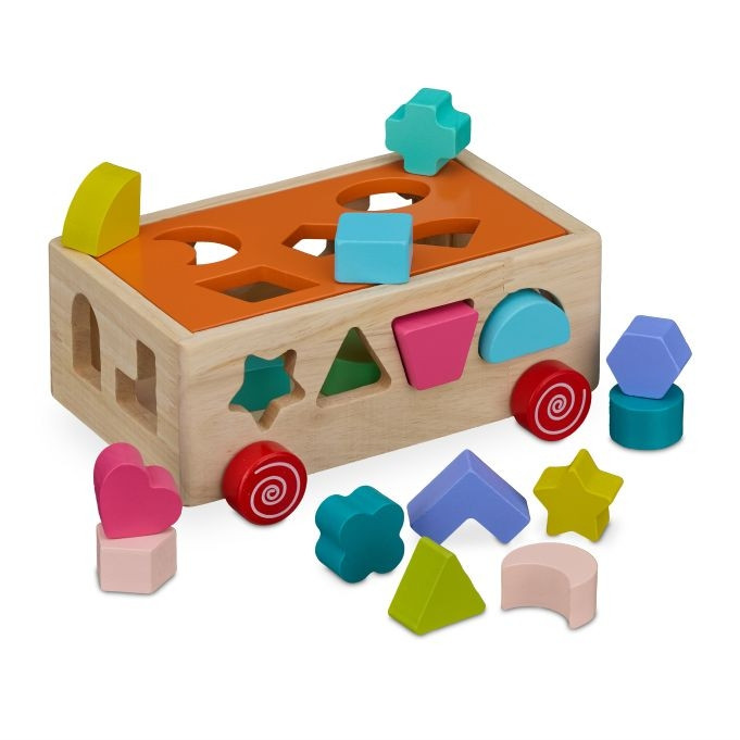 Cube en bois avec 17 formes