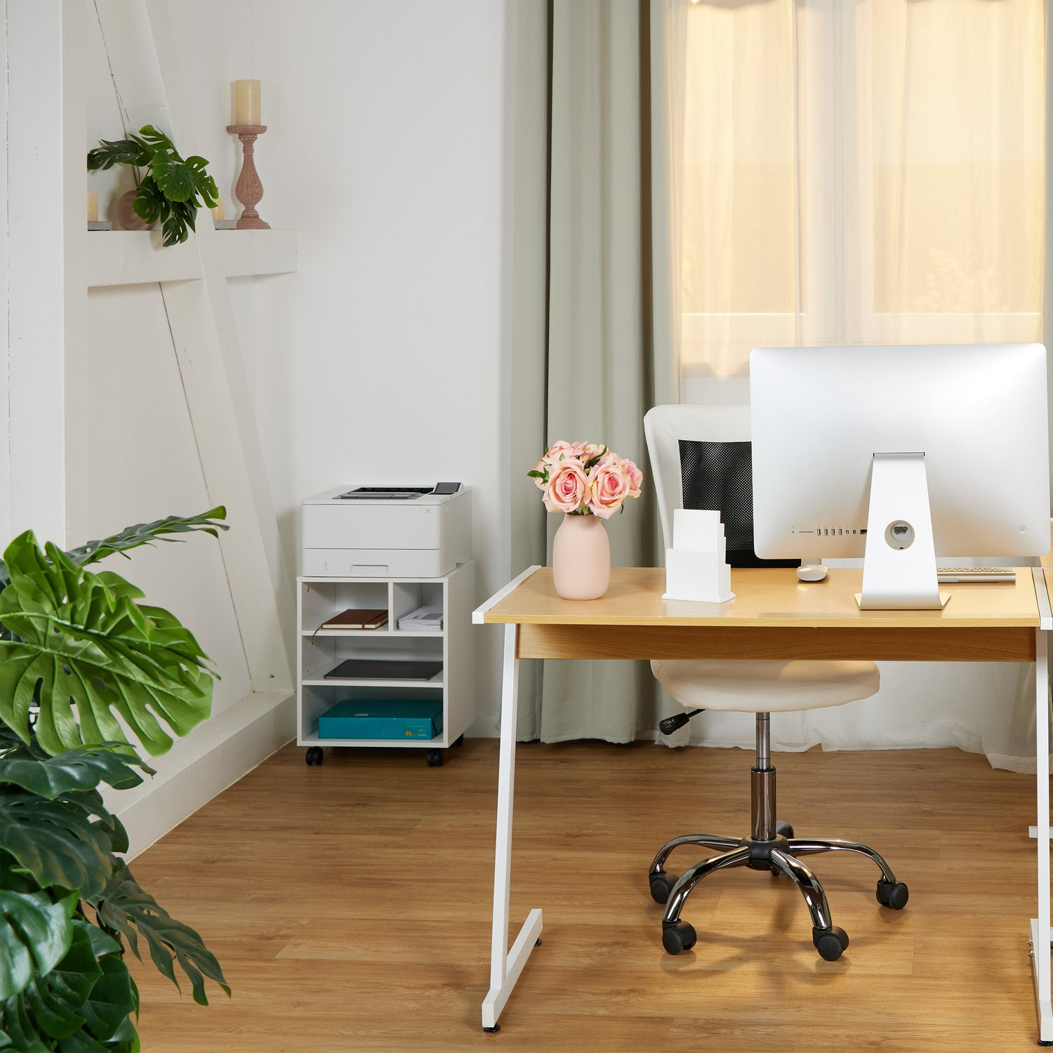 Contenedor rodante con 4 compartimentos
