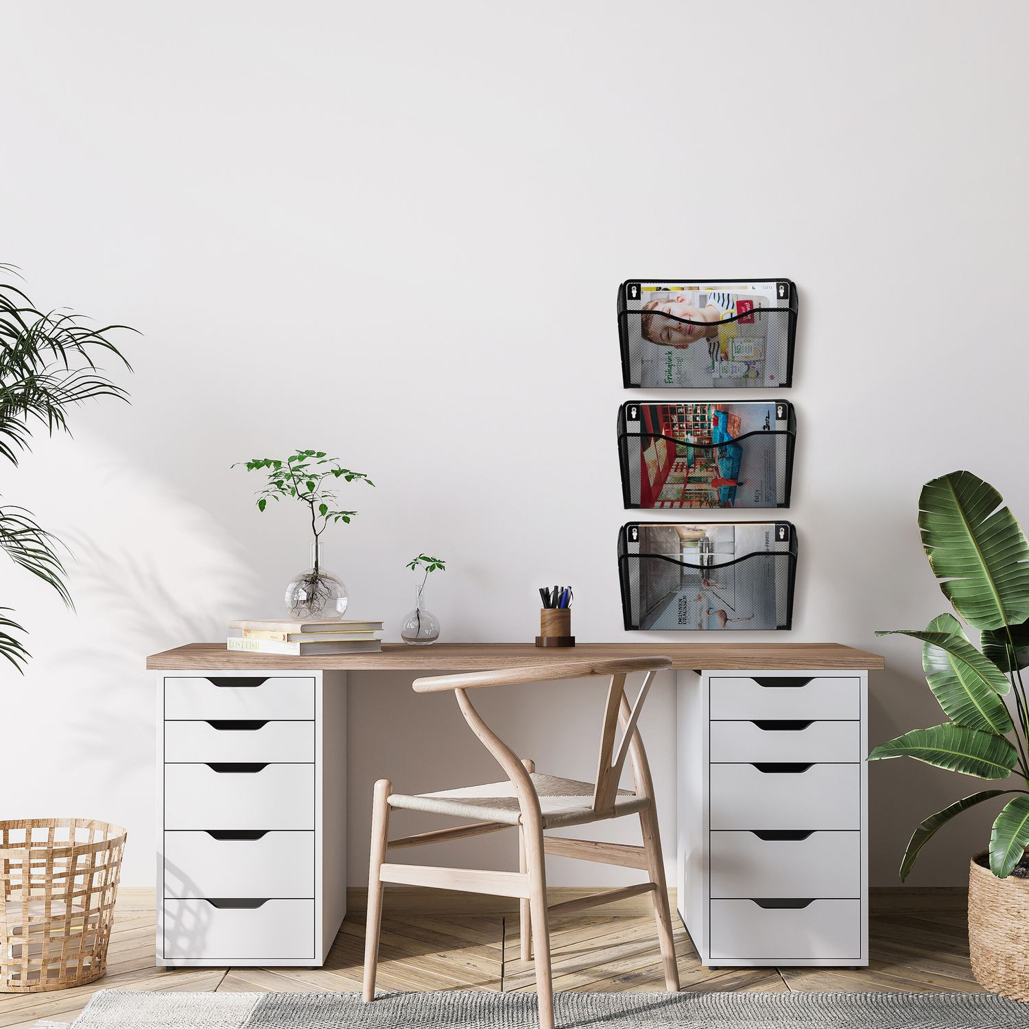 Krantenhouder wandset van 3