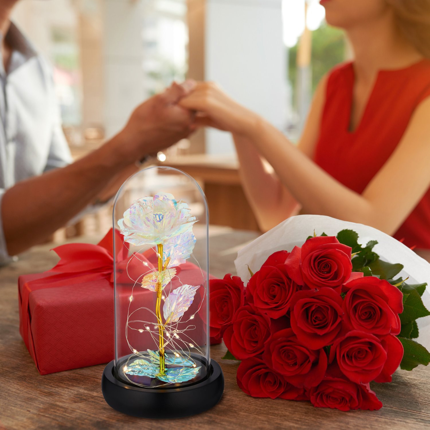 Rosa eterna em um copo