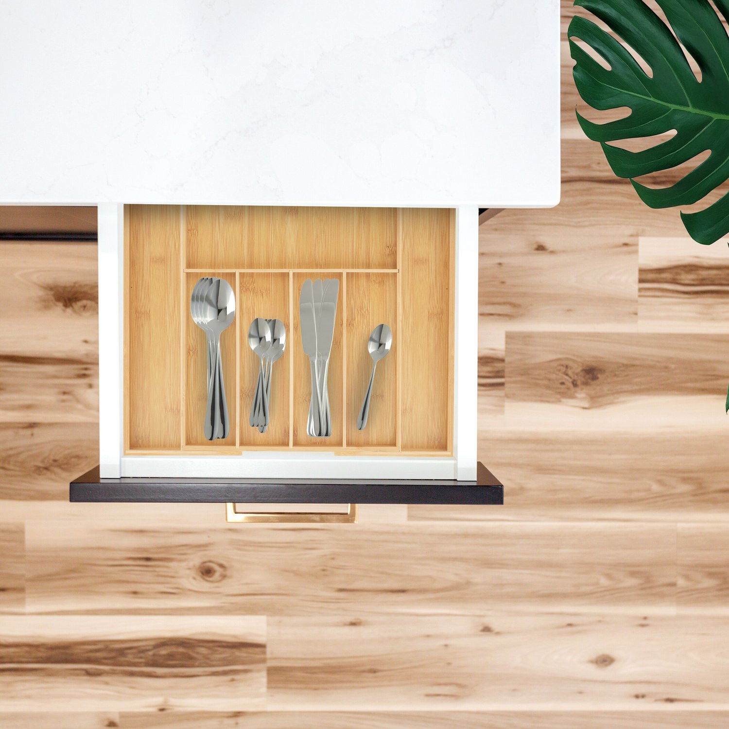 Range-couverts extensible en bambou
