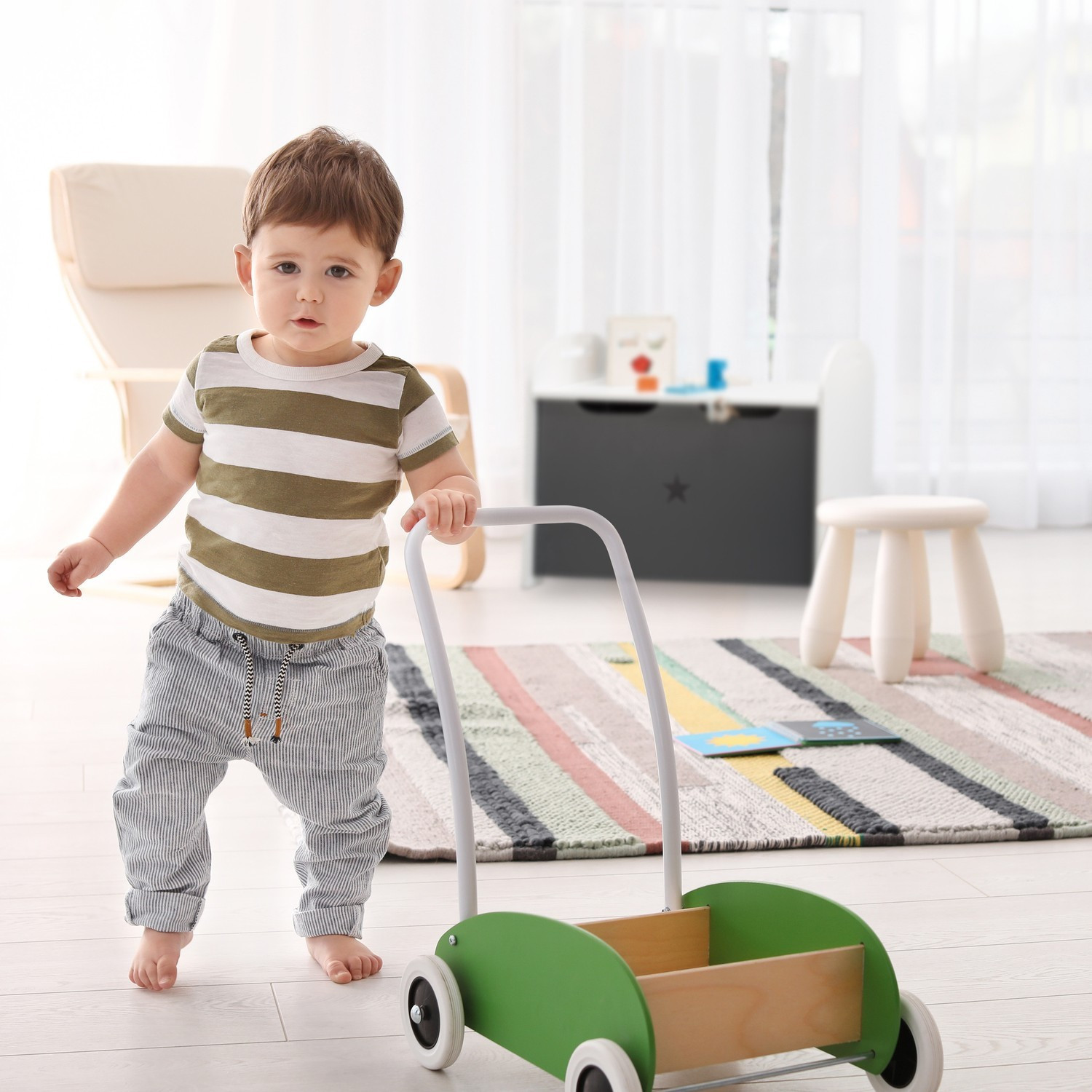 Baú de brinquedos para crianças