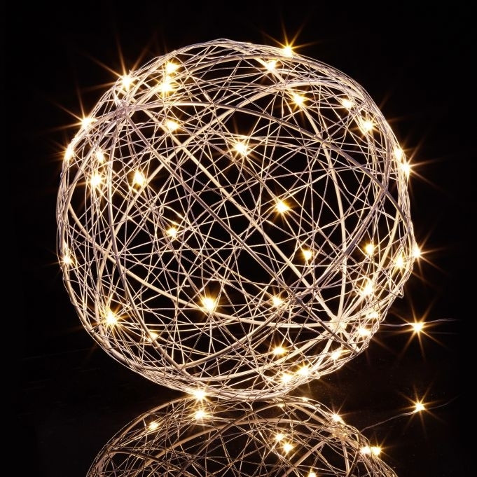 Boule décorative LED 20 cm