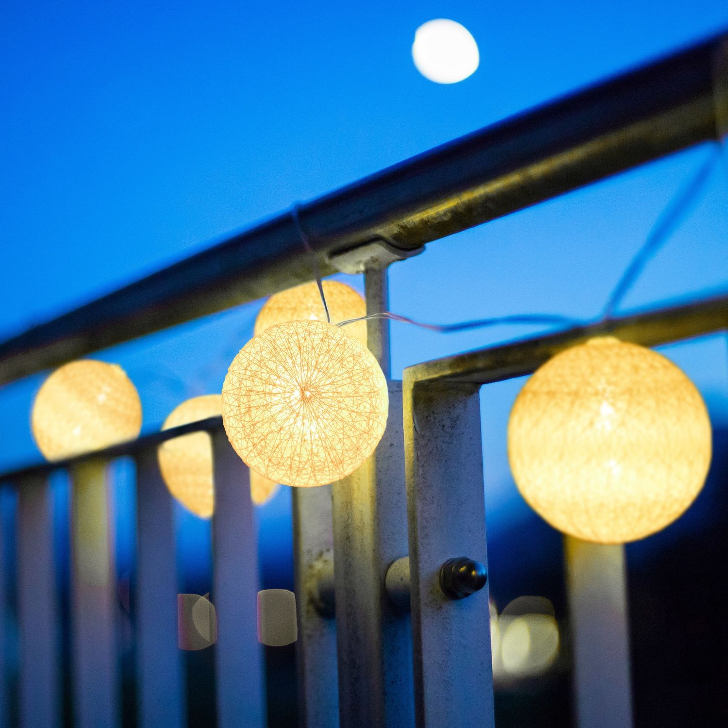 Cadena de luces LED con 10 bolas