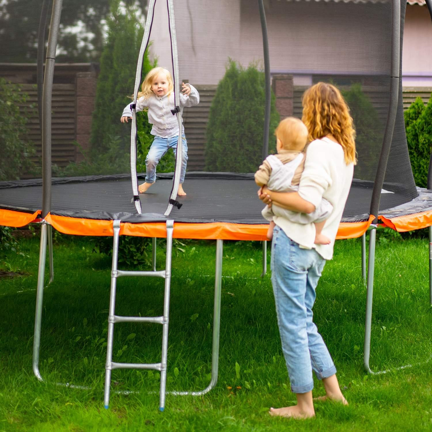 Ladder to trampoline