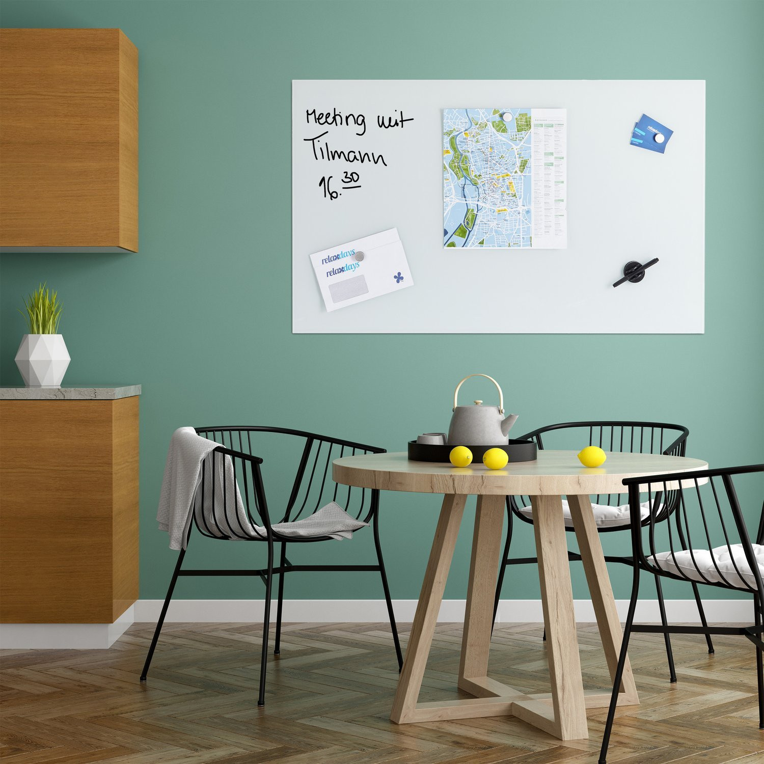 Wit glazen magneetbord