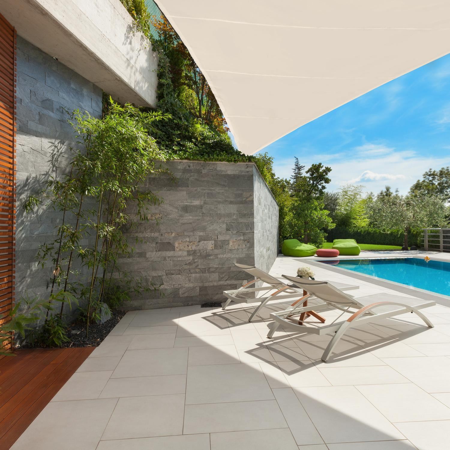Zonnezeil driehoekig beige