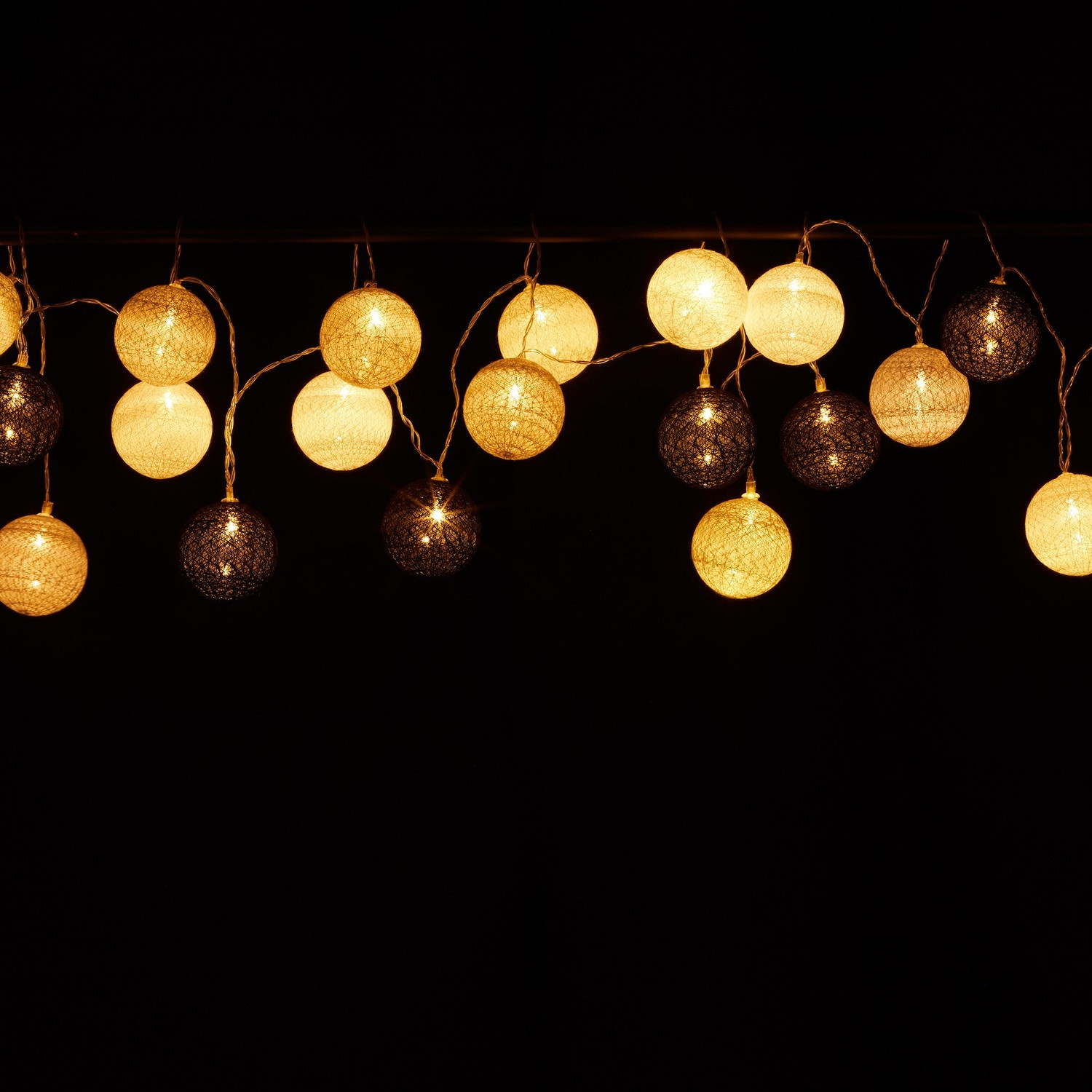 Corrente de luz LED com 20 bolas