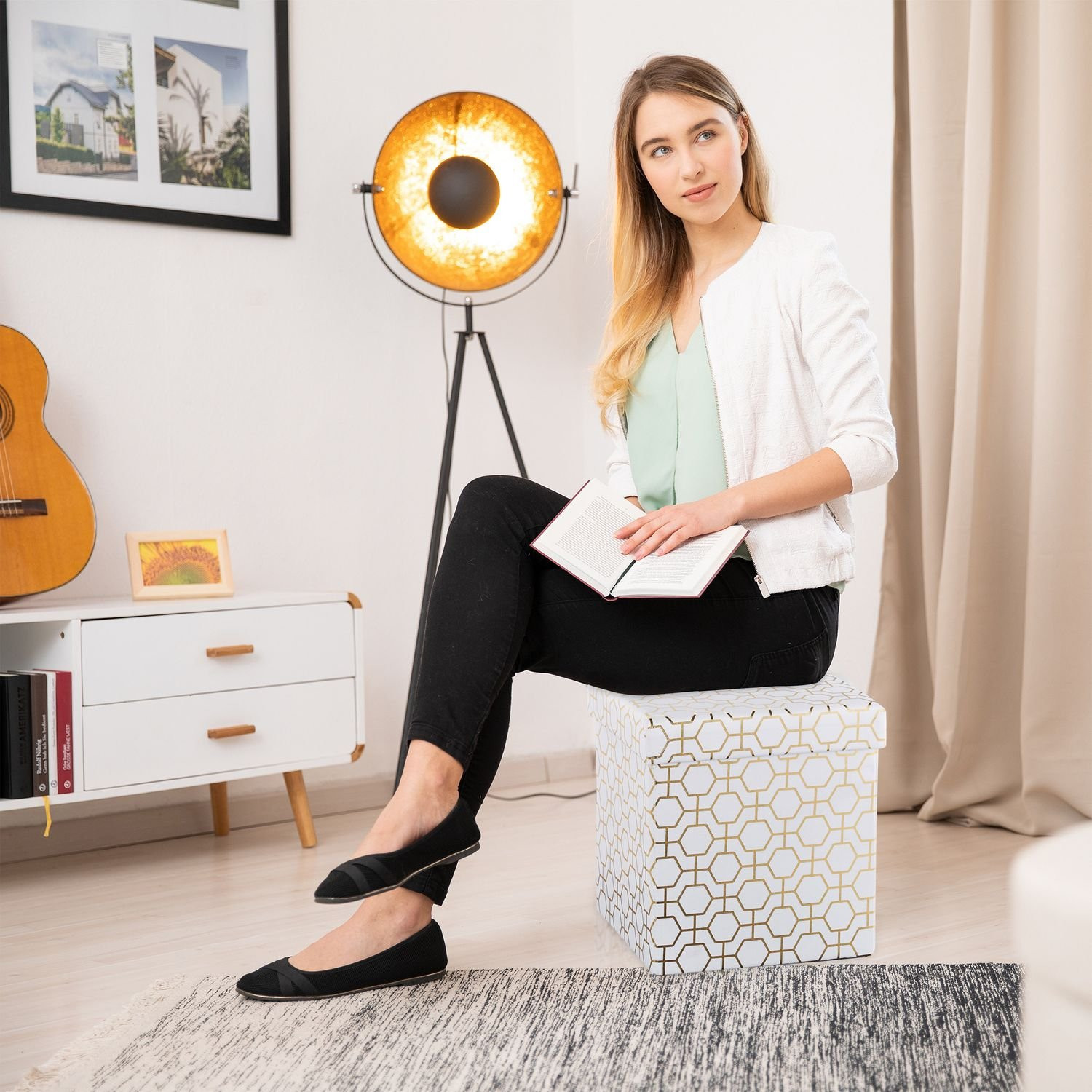 Cube assis en or blanc