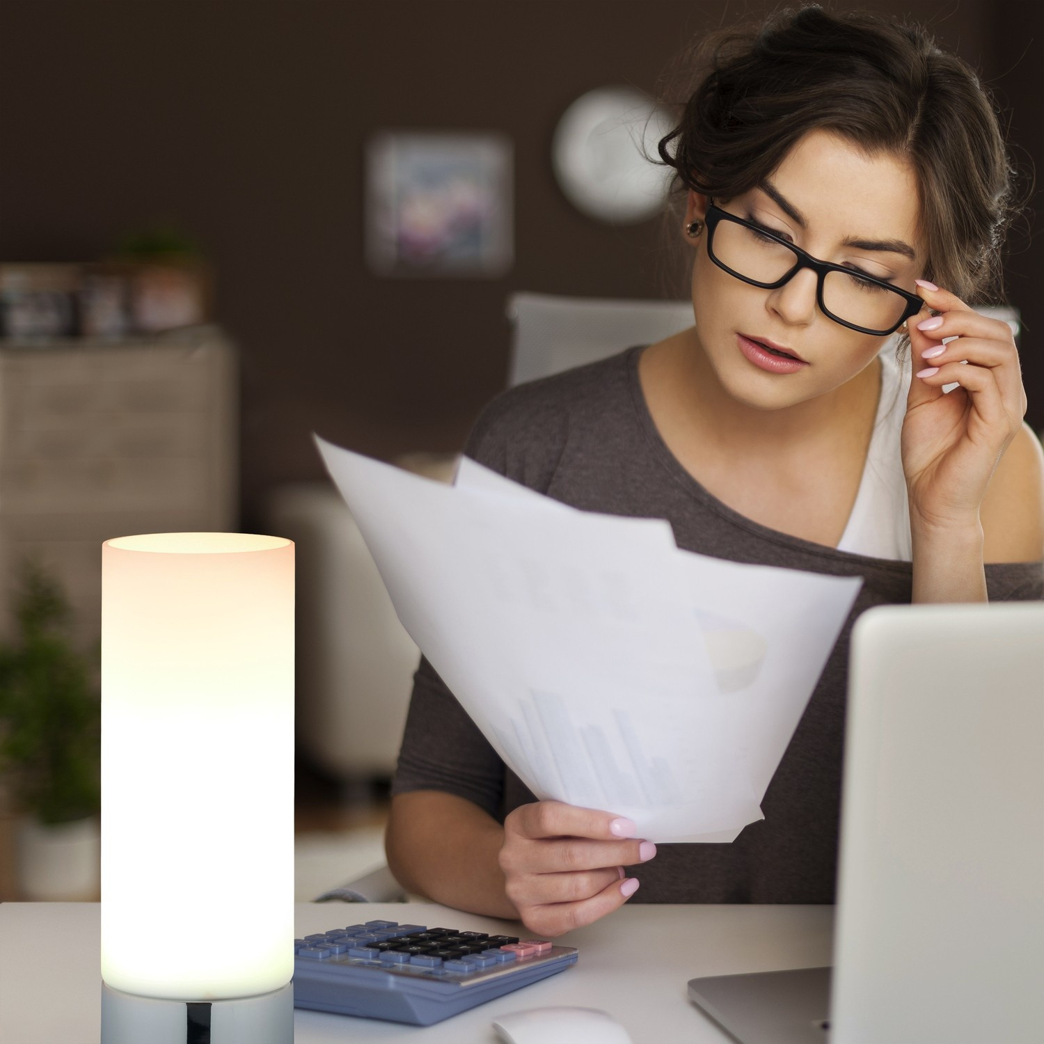 Lampe de table à intensité variable avec USB