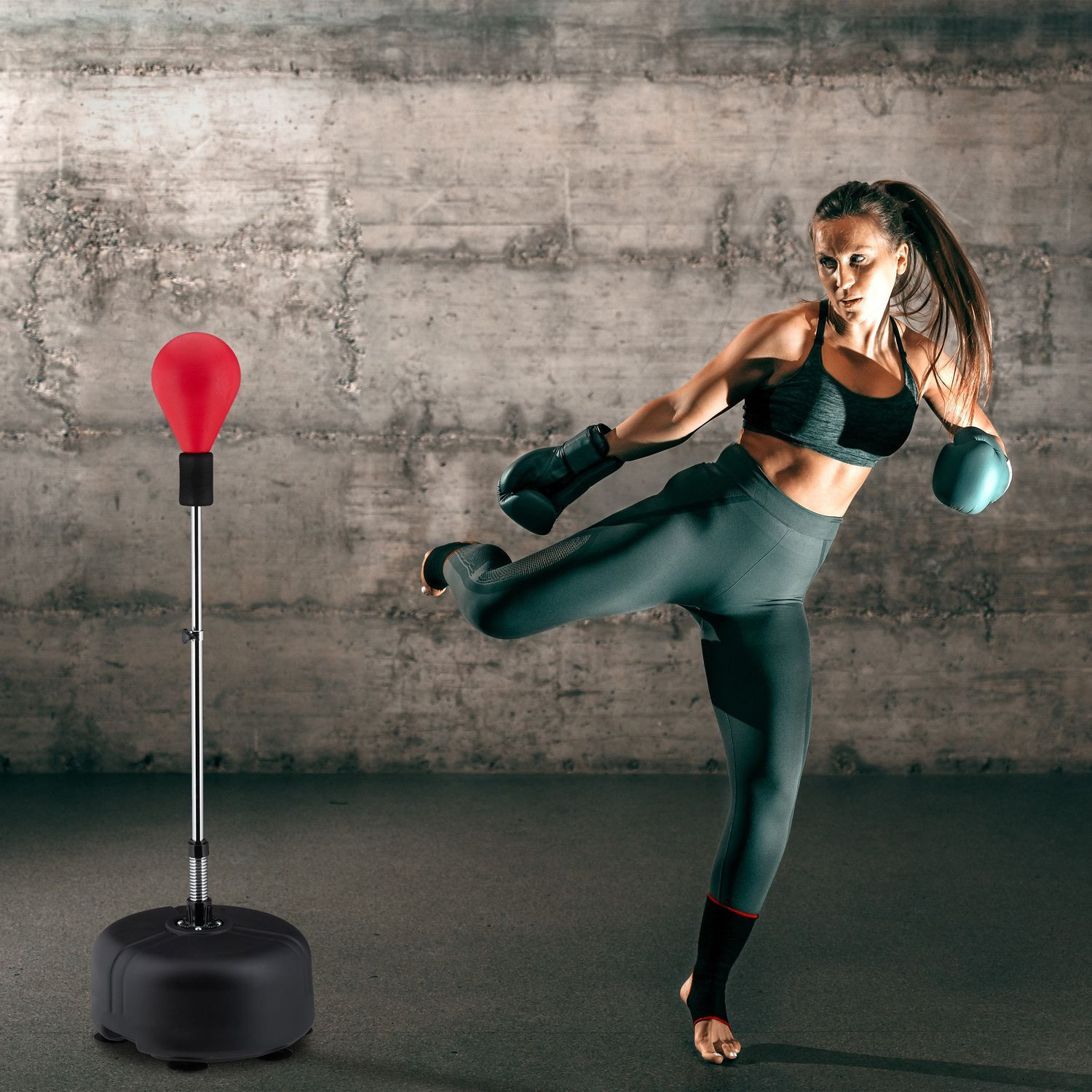 Palla da boxe su supporto