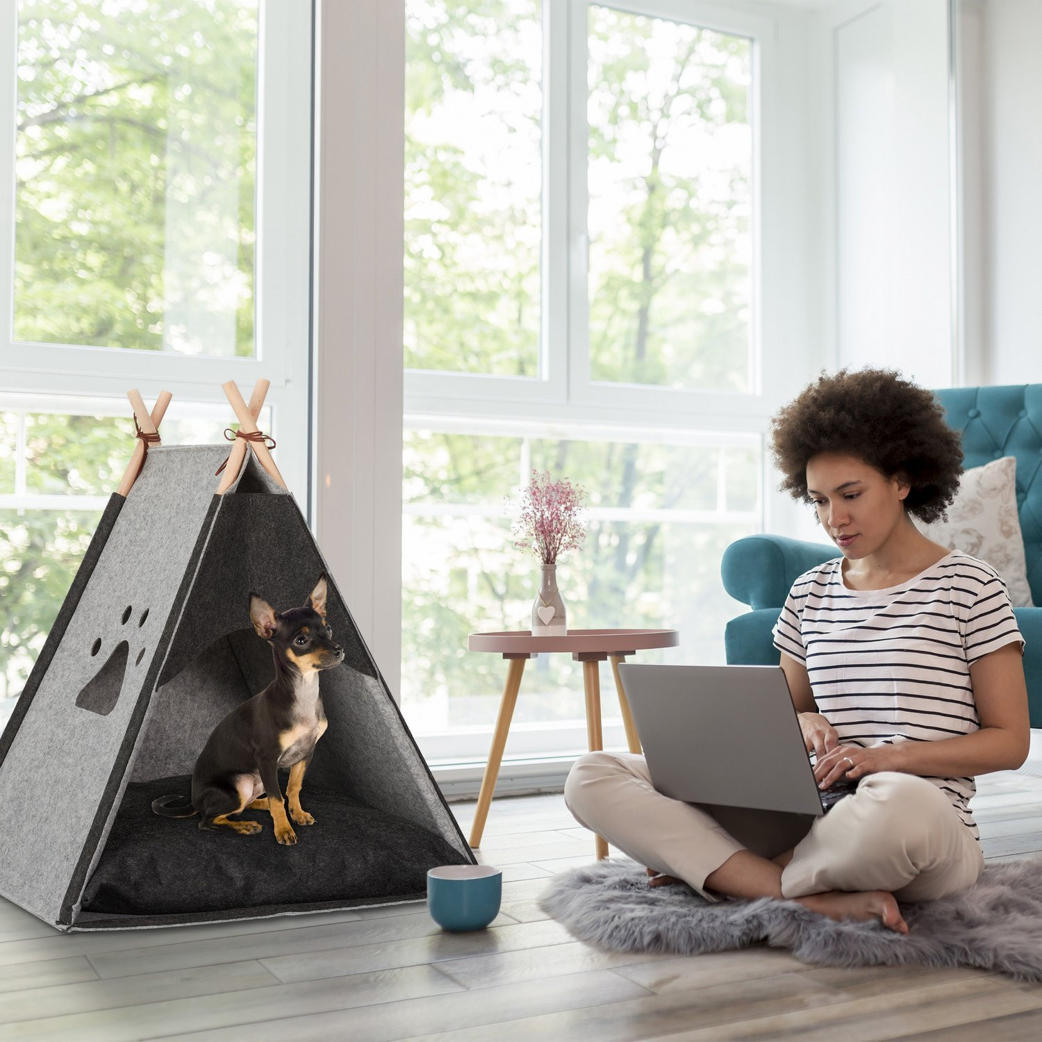 Cama para perros de fieltro