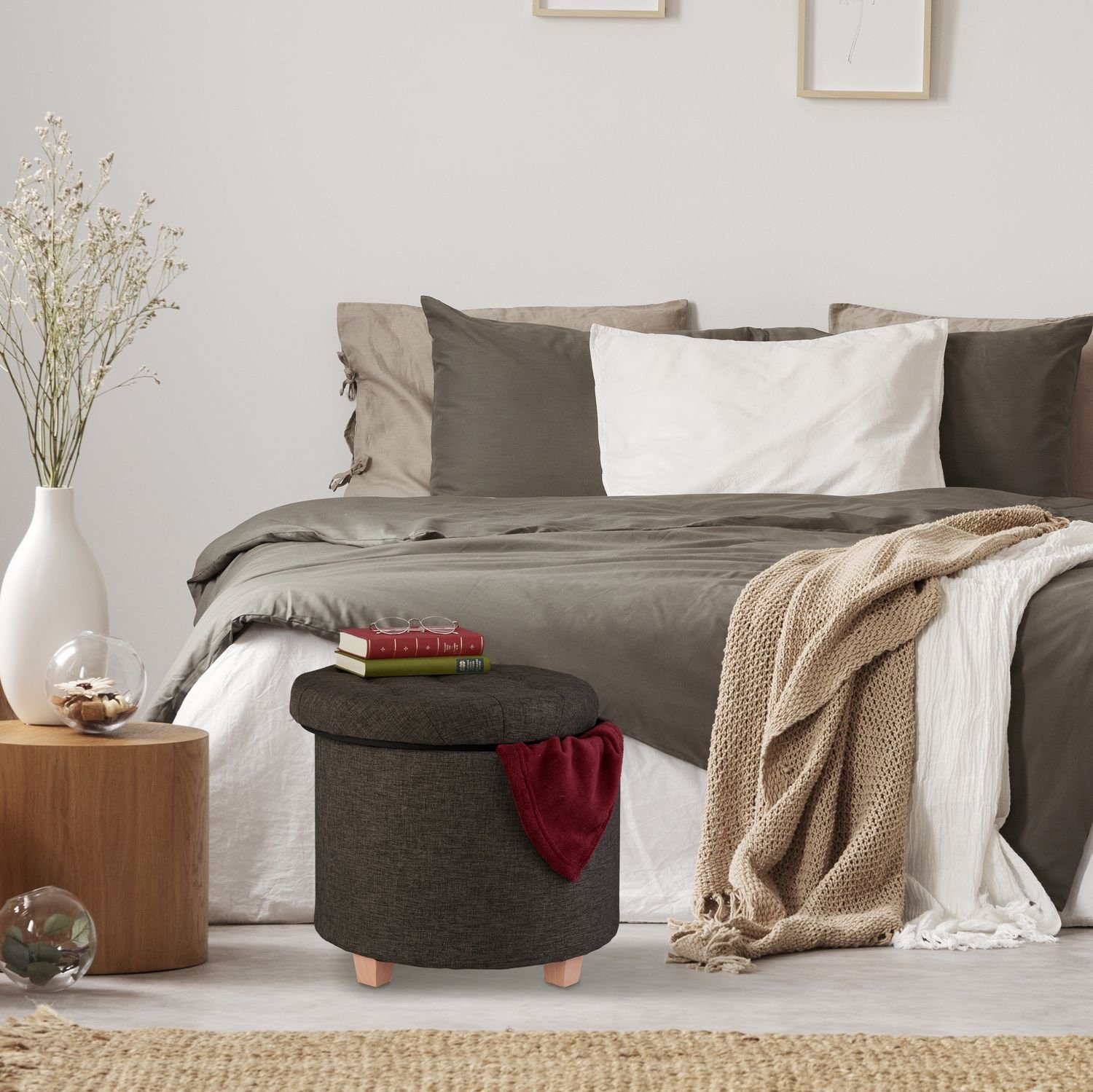 Runder Hocker mit Stauraum