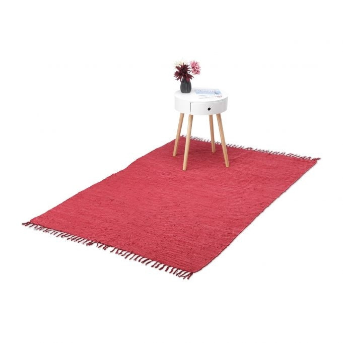Tapis en coton rouge